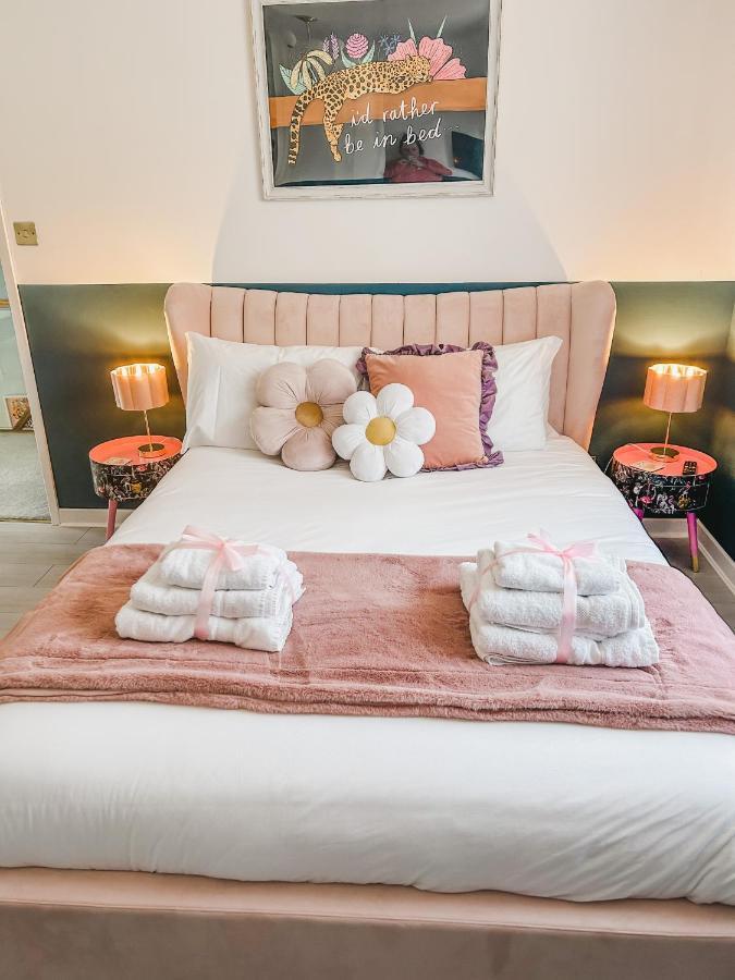 Dawns House Cromford, Peak District, Hot Tub, For 6 - Stunning Views Appartement Buitenkant foto